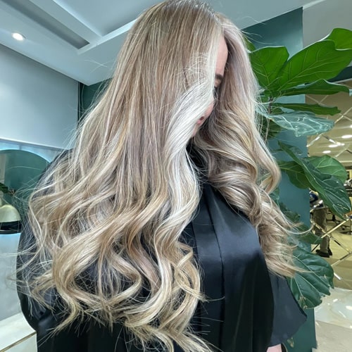 نمونه کار آرایشگاه شیوانا