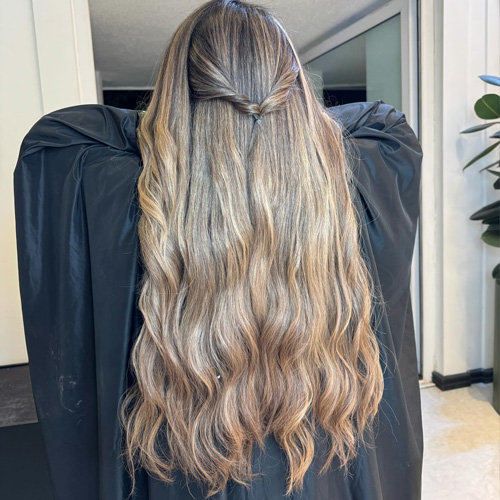 نمونه کار آرایشگاه لونا