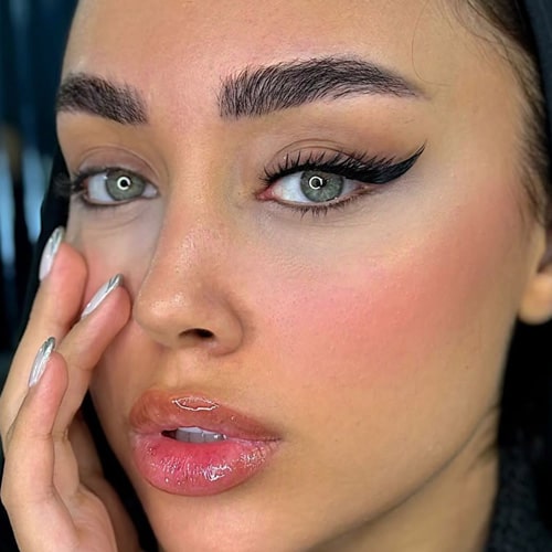 نمونه کار اکستنشن مژه سالن زهرا پازکی