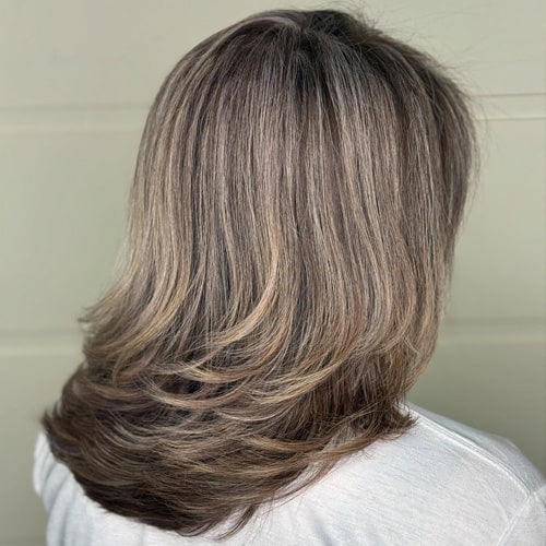 نمونه کار آرایشگاه رز سفید