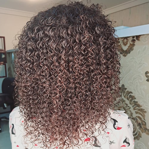 نمونه کار آرایشگاه رز سفید